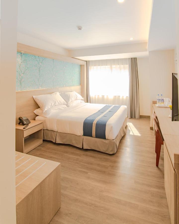 Mila Hotel Kathmandu Buitenkant foto