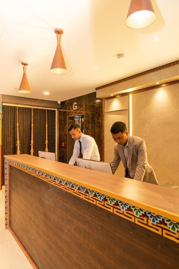 Mila Hotel Kathmandu Buitenkant foto