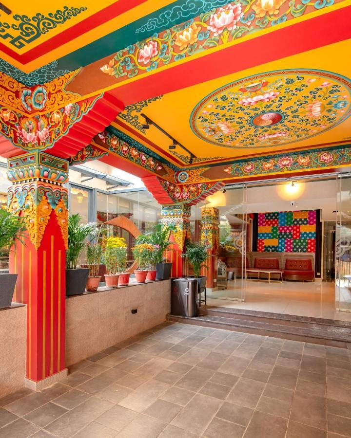 Mila Hotel Kathmandu Buitenkant foto