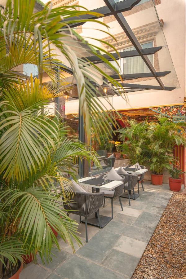 Mila Hotel Kathmandu Buitenkant foto