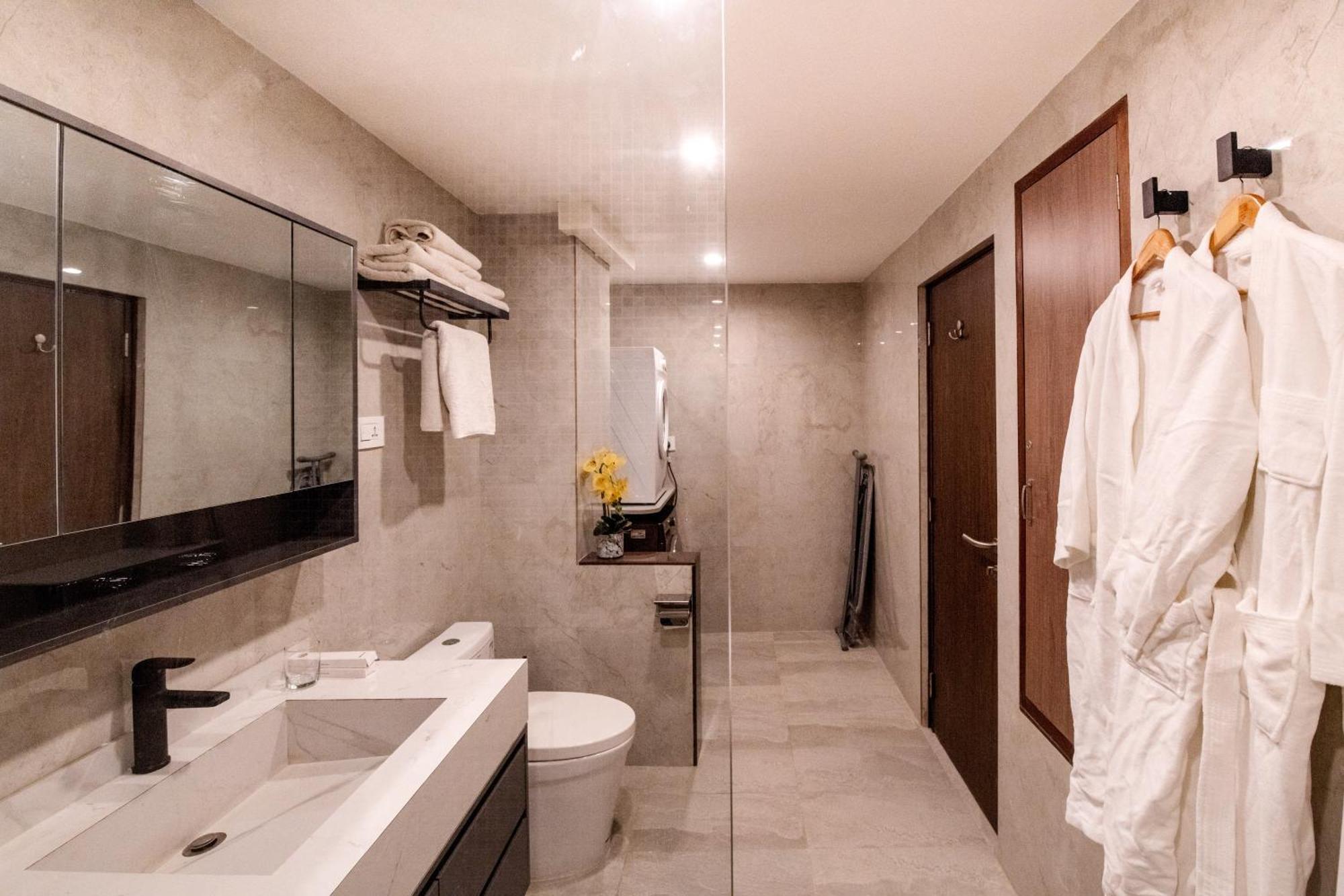 Mila Hotel Kathmandu Buitenkant foto